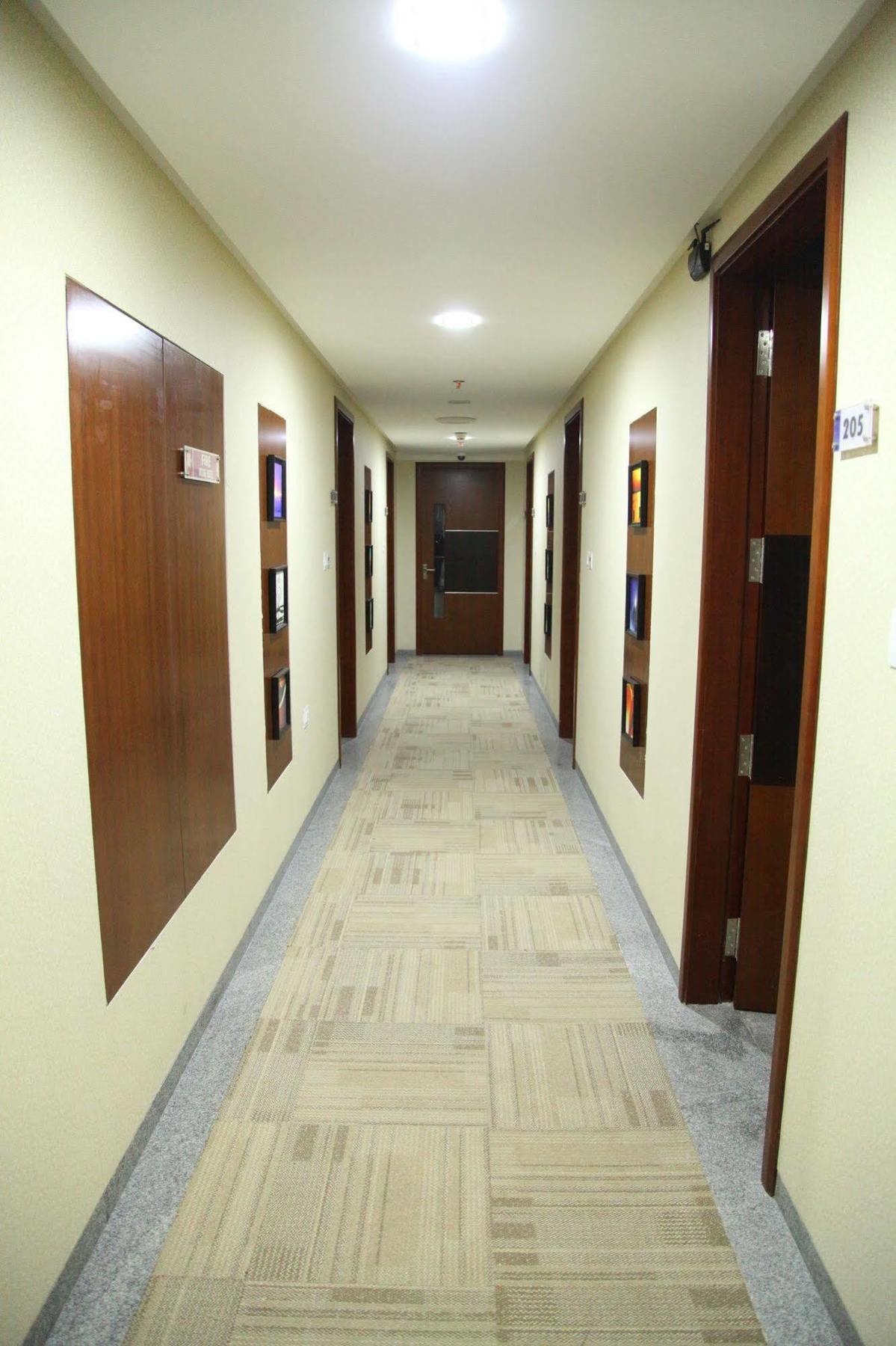 Best Western Tirupati Buitenkant foto